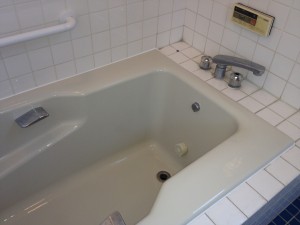 浴槽 001